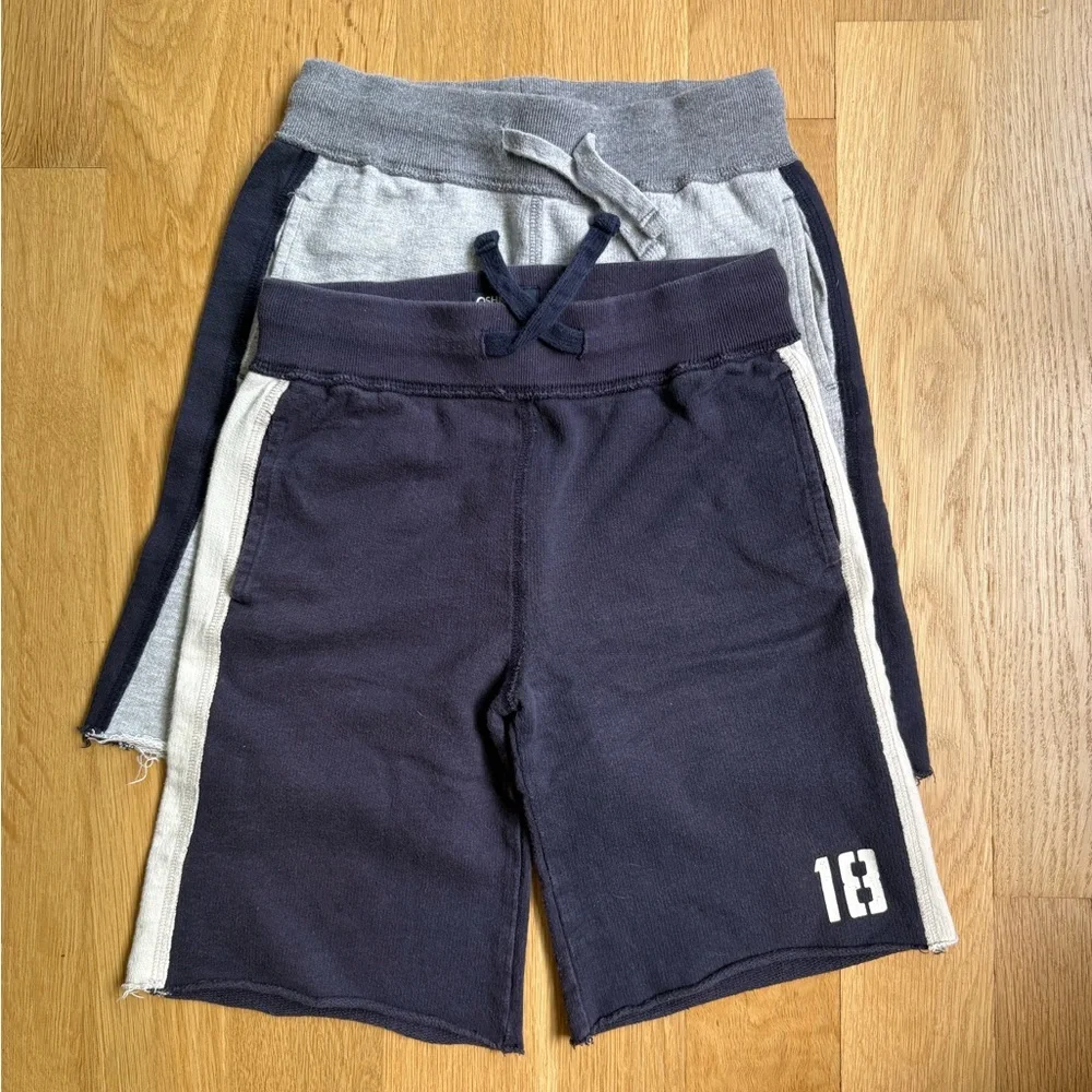 OSHKOSH Boy Shorts Bundle size 8 grey blue